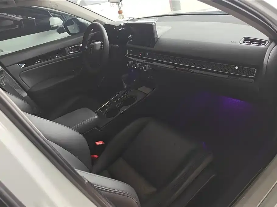 Honda Civic — фото 6