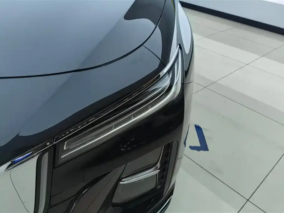 Hongqi H5 2024 из CN, фото 7