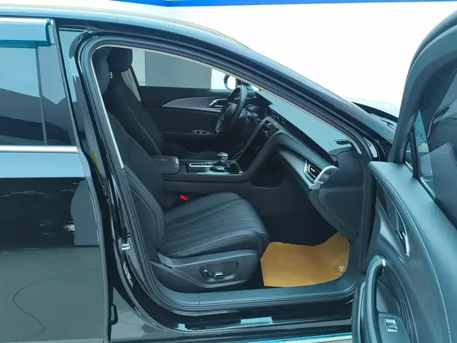 Hongqi H5 2024 из CN, фото 10