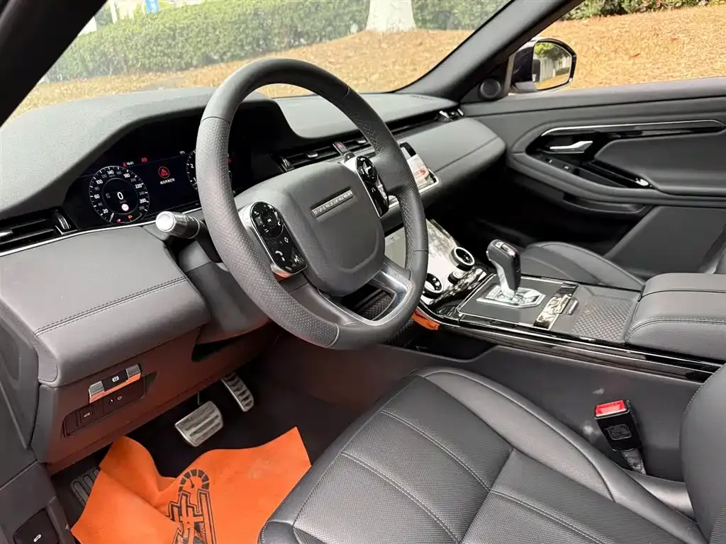 Land Rover Evoque — фото 4