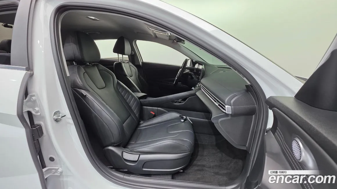 Hyundai AVANTE 2022 из KR, фото 5