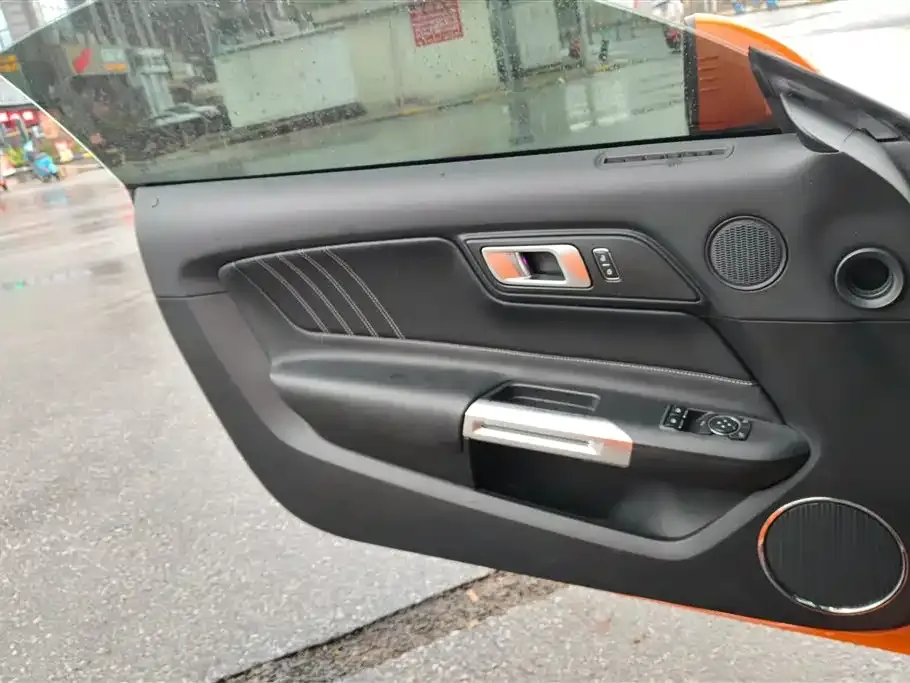 Ford Mustang 2021 из CN, фото 2