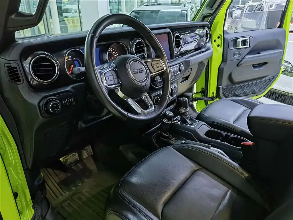 Jeep Wrangler 2022 из CN, фото 4