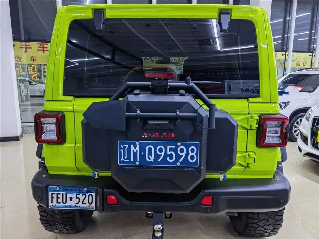 Jeep Wrangler 2022 из CN, фото 3