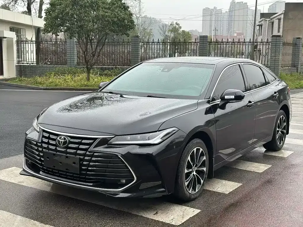 Toyota Avalon 2024 из CN, фото 1