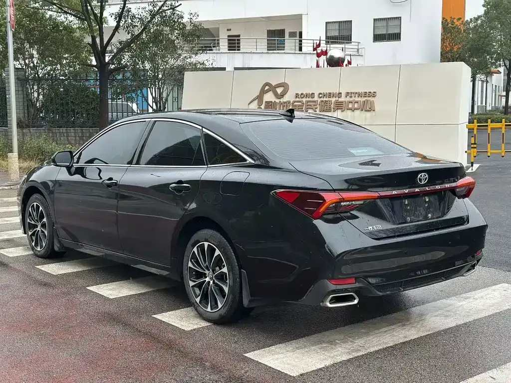 Toyota Avalon 2024 из CN, фото 7