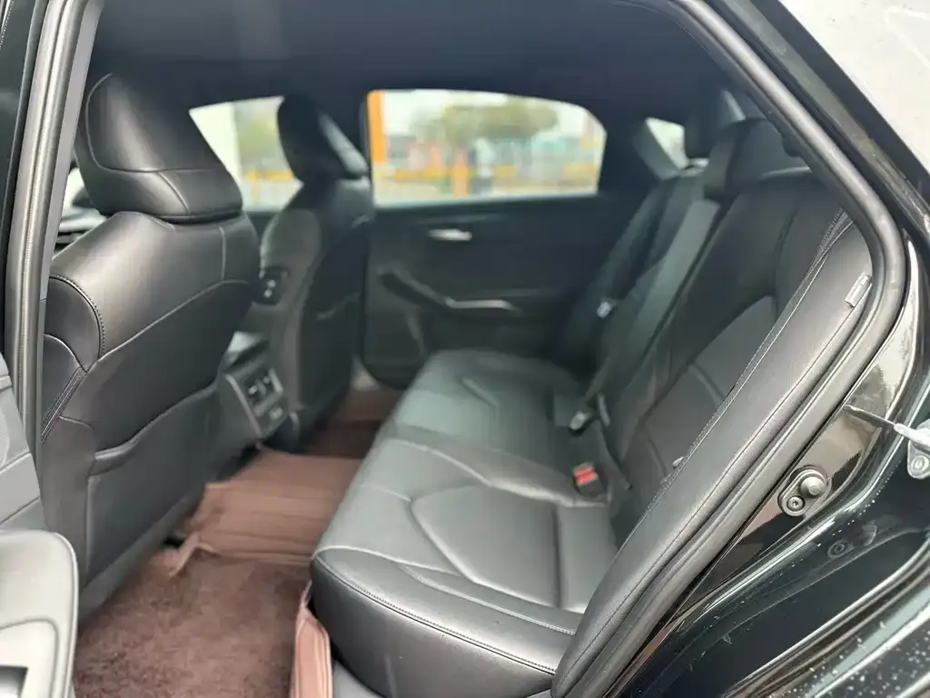 Toyota Avalon 2024 из CN, фото 3