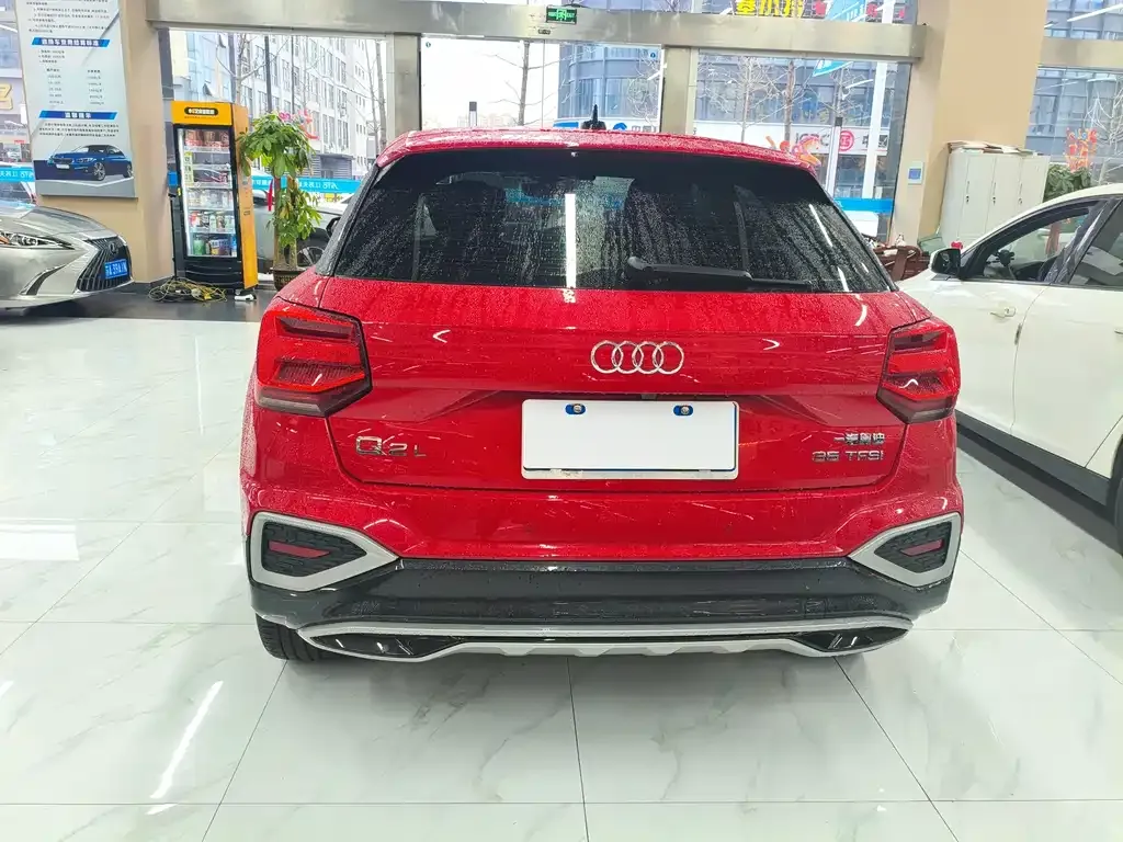 Audi Q2L 2021 из CN, фото 3