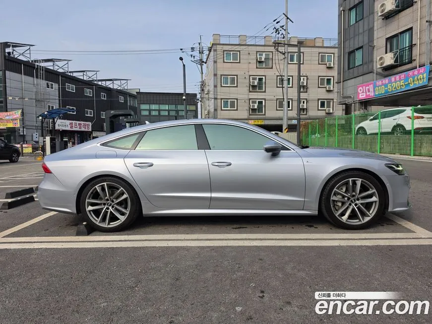 Audi A7 2021 из KR, фото 2