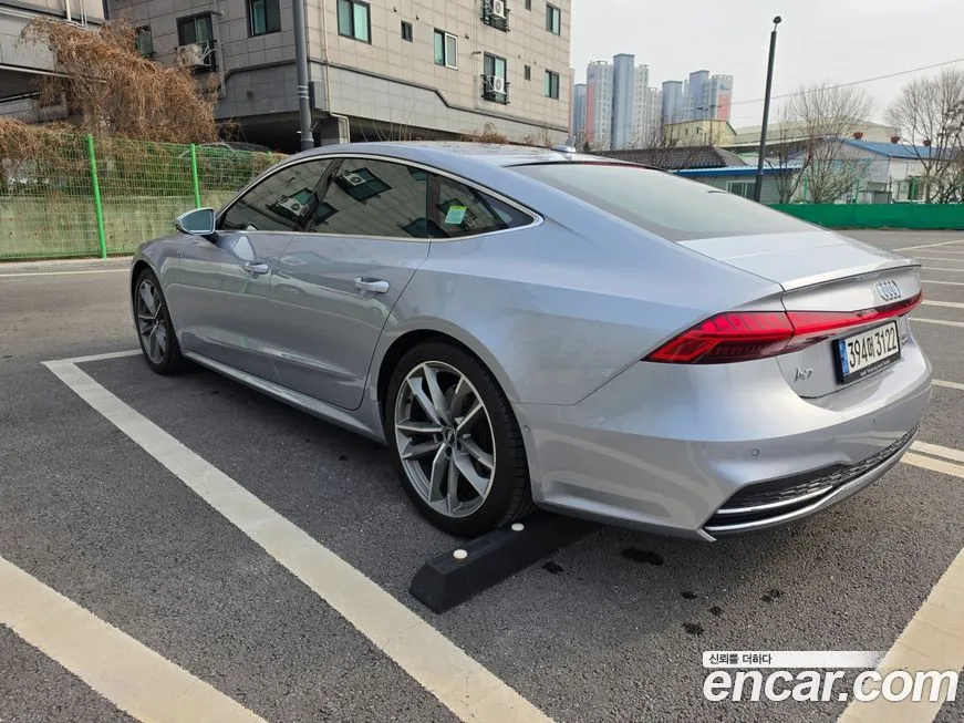 Audi A7 2021 из KR, фото 10