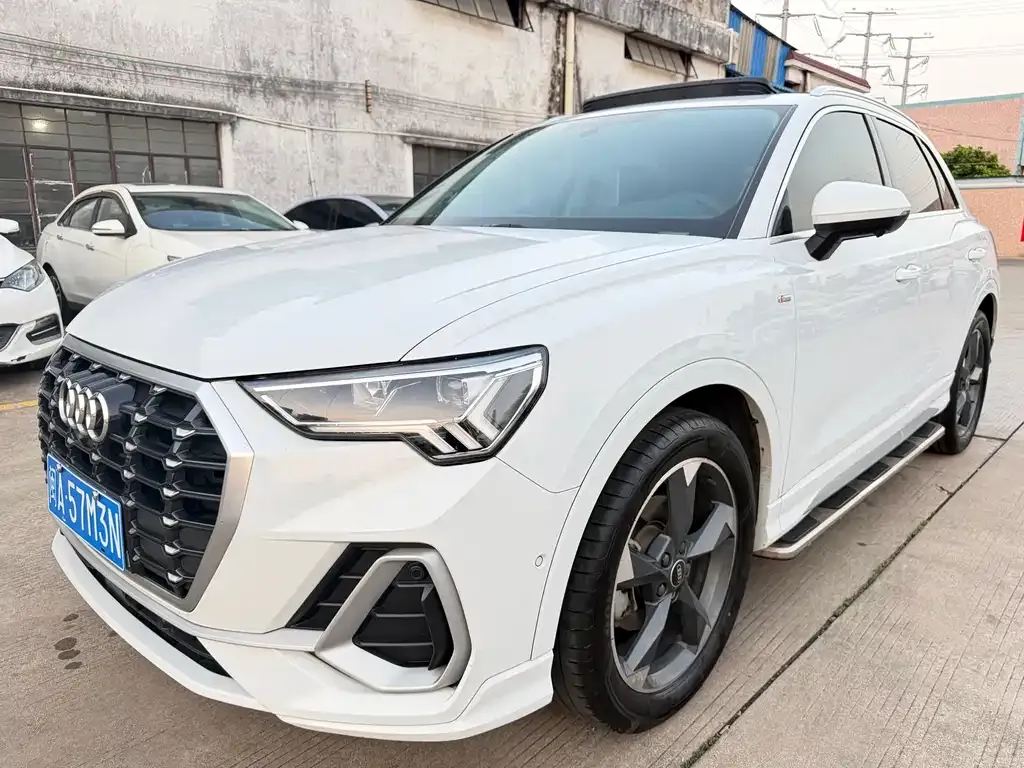 Audi Q3 2022 из CN, фото 1