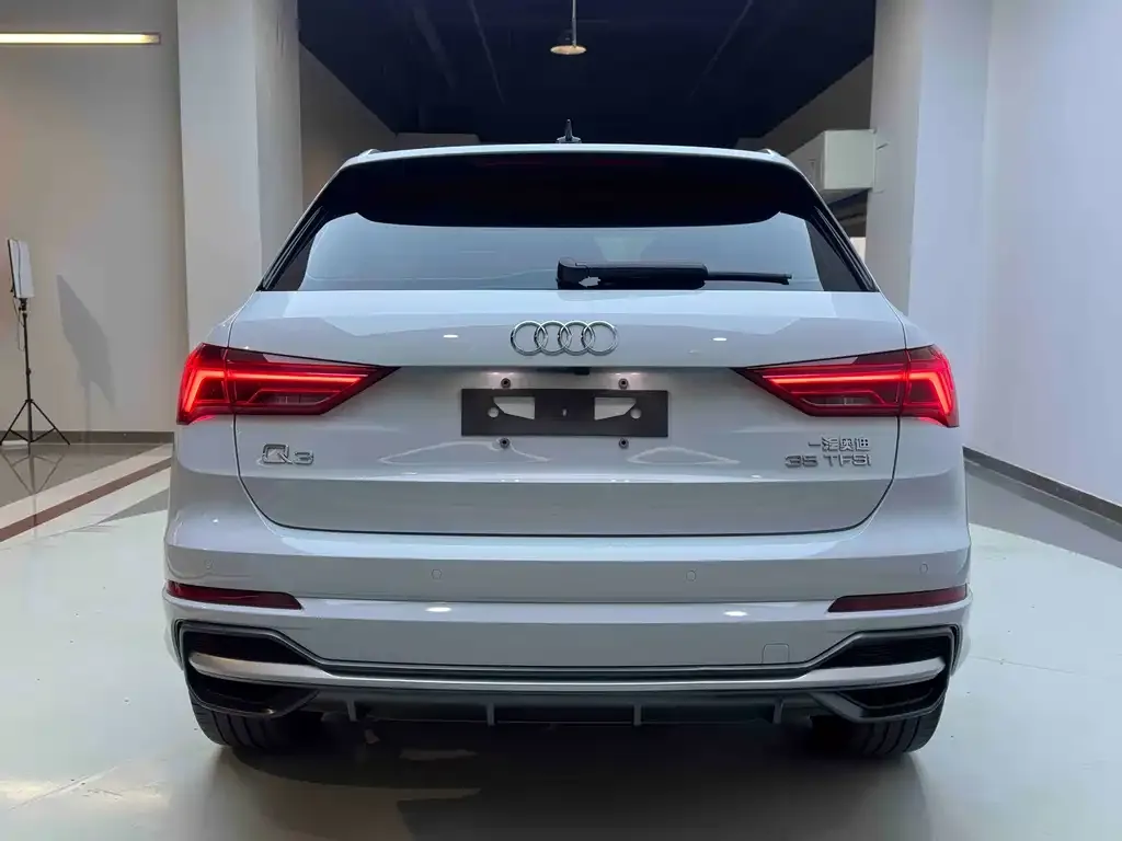 Audi Q3 — фото 7