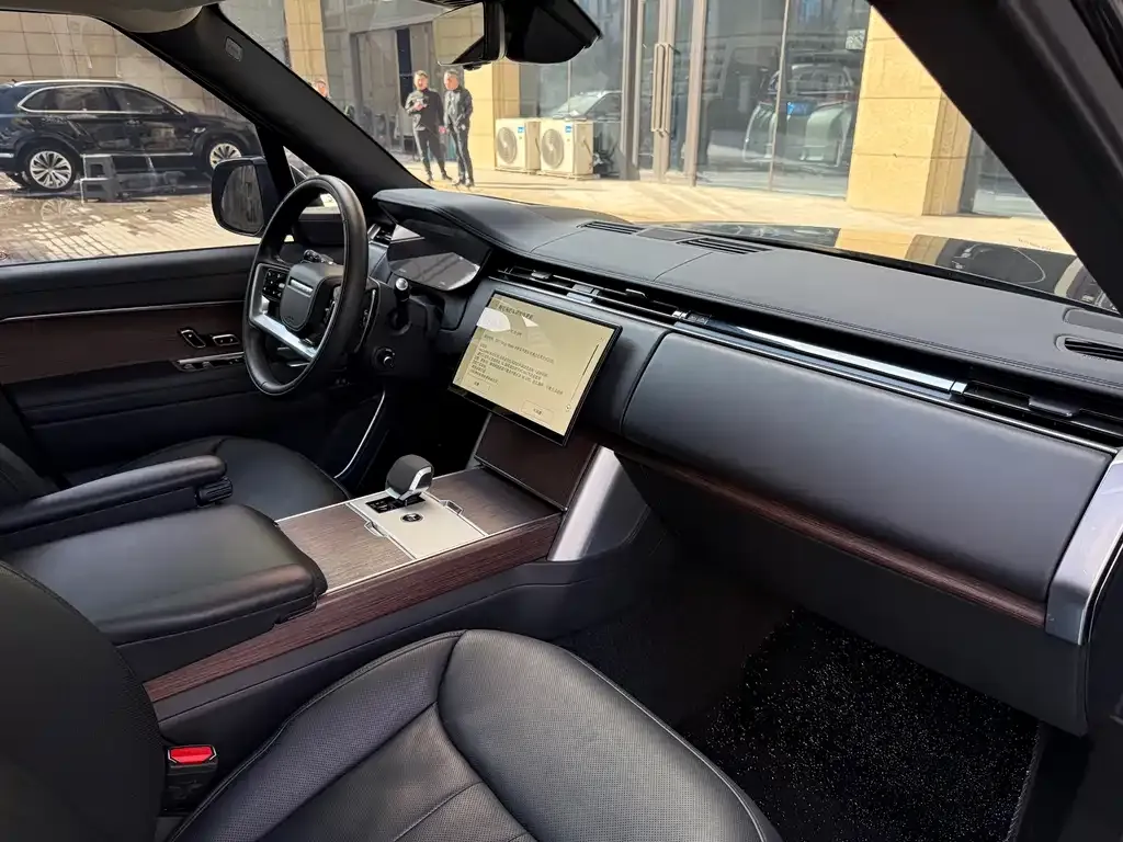 Land Rover Range Rover 2024 из CN, фото 4