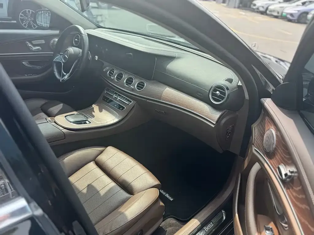 Mercedes-Benz E-Class 2021 из CN, фото 7