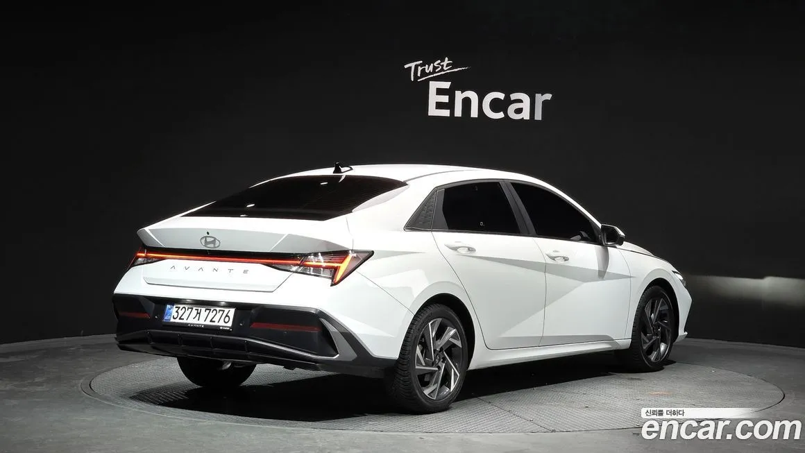 Hyundai AVANTE — фото 4