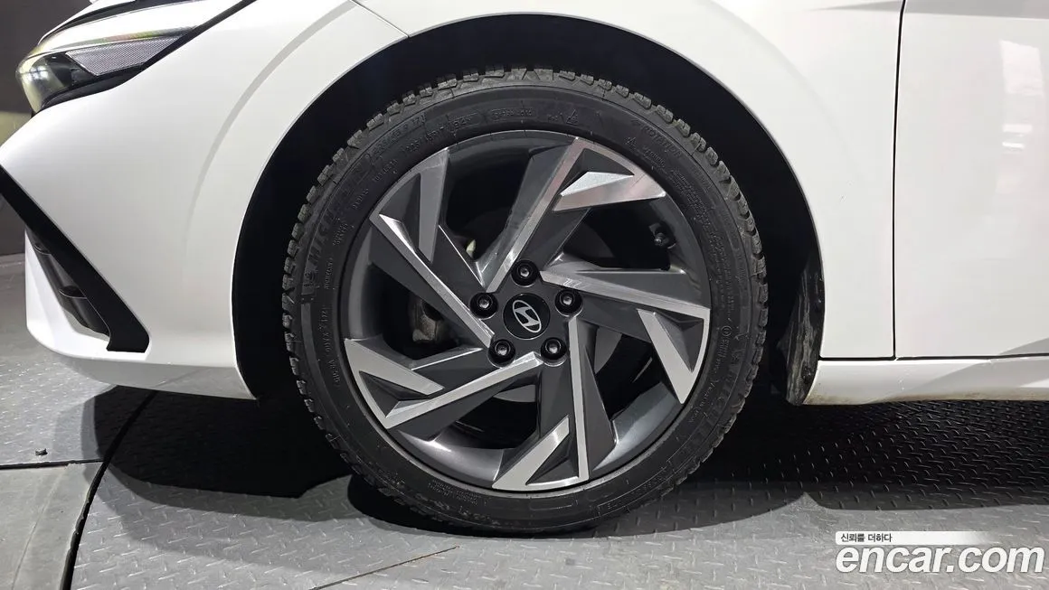 Hyundai AVANTE — фото 7