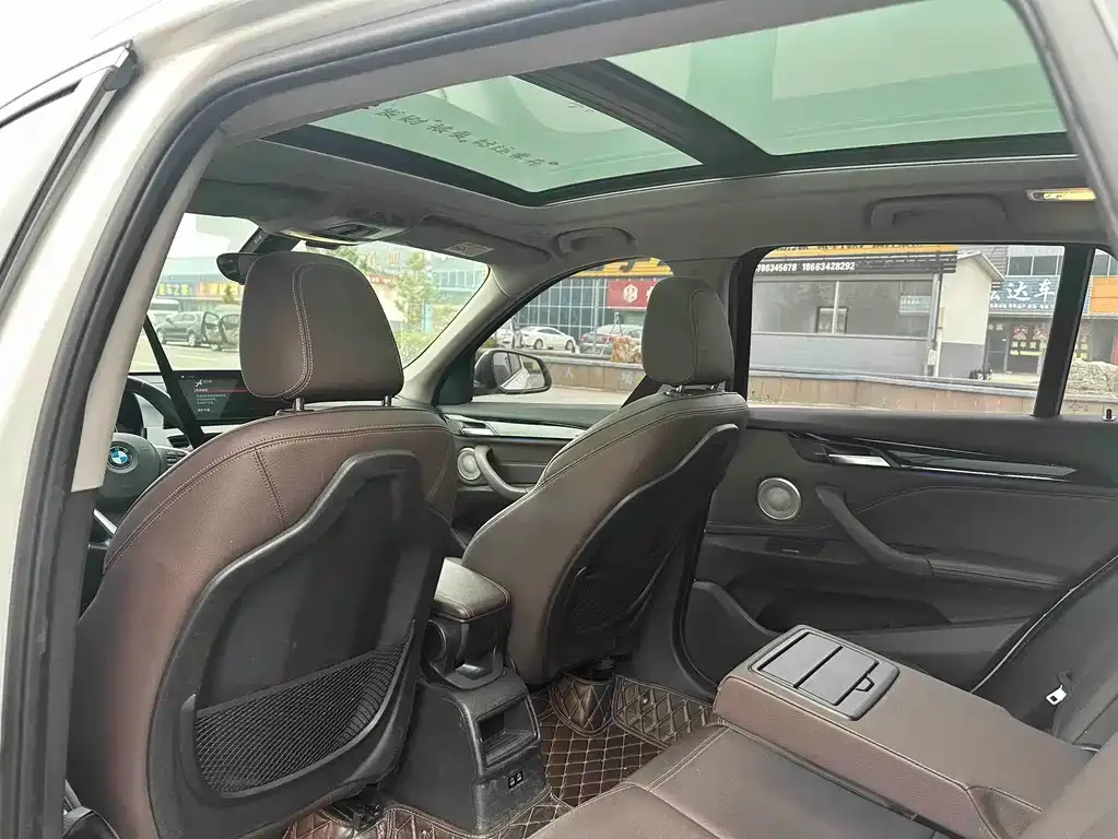 BMW X1 2021 из CN, фото 3