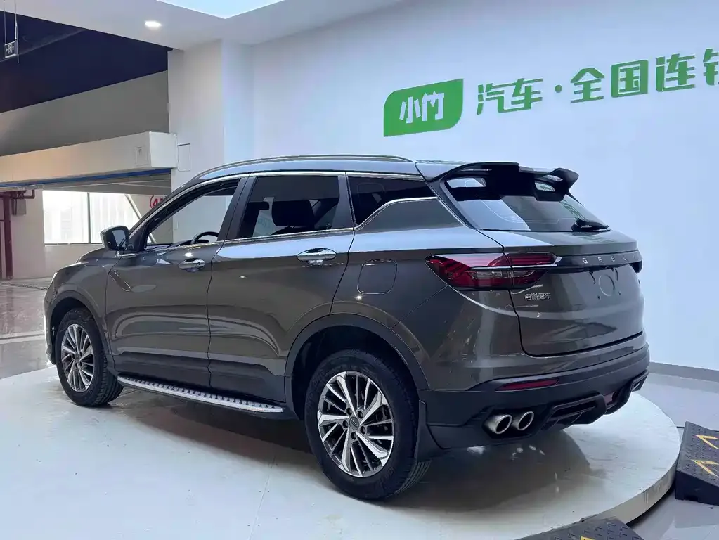 Geely Binyue — фото 10