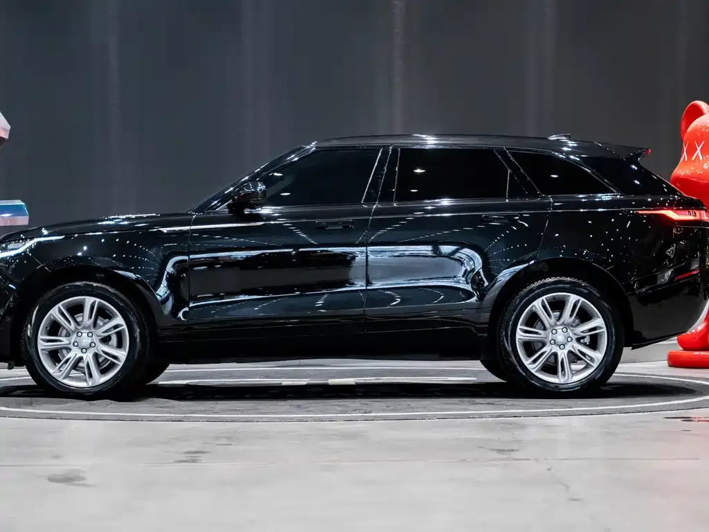 Land Rover Velar — фото 10