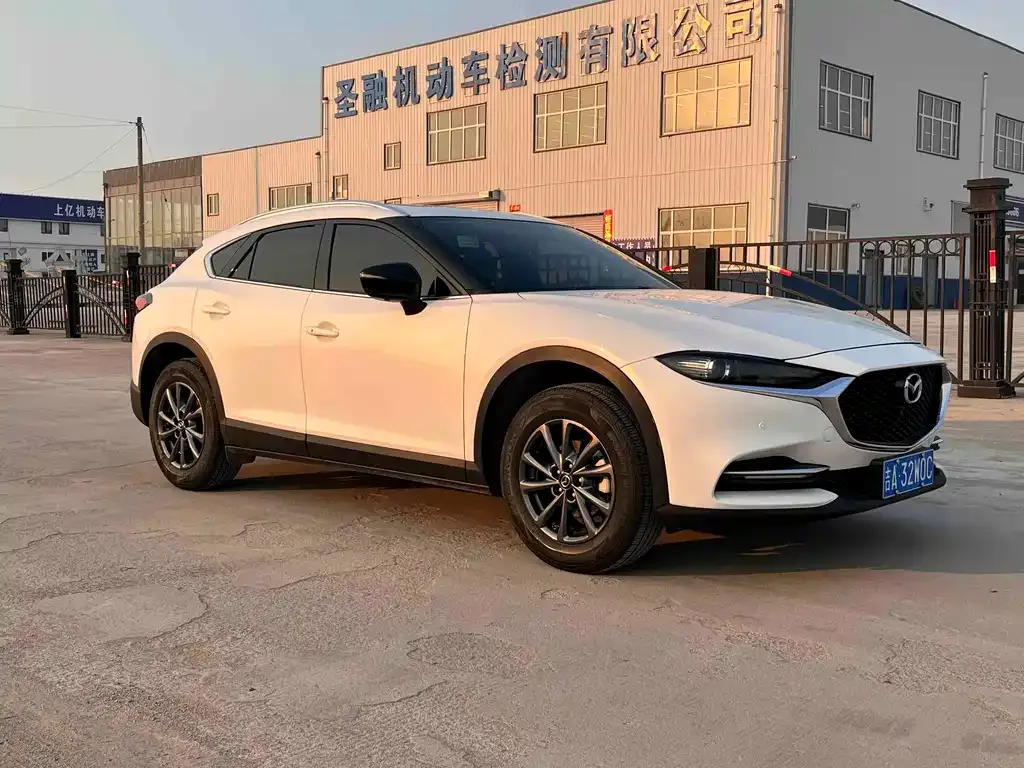 Mazda CX-4 — фото 6