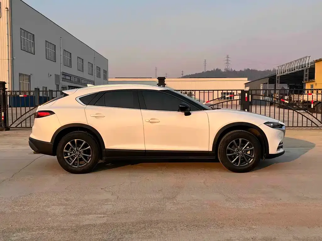 Mazda CX-4 — фото 5