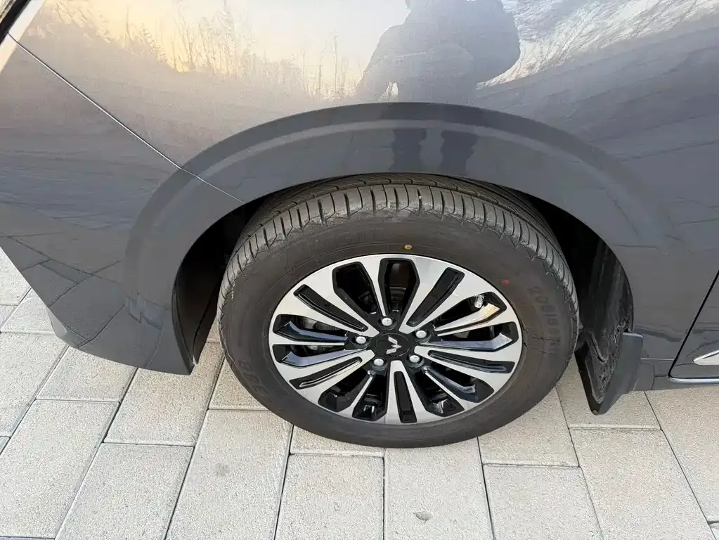 Wuling Jiachen 2022 из CN, фото 3