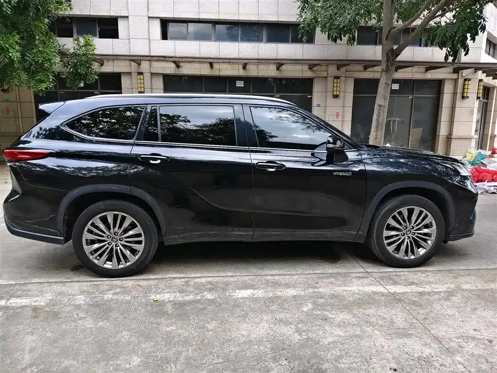 Toyota Highlander 2022 из CN, фото 7