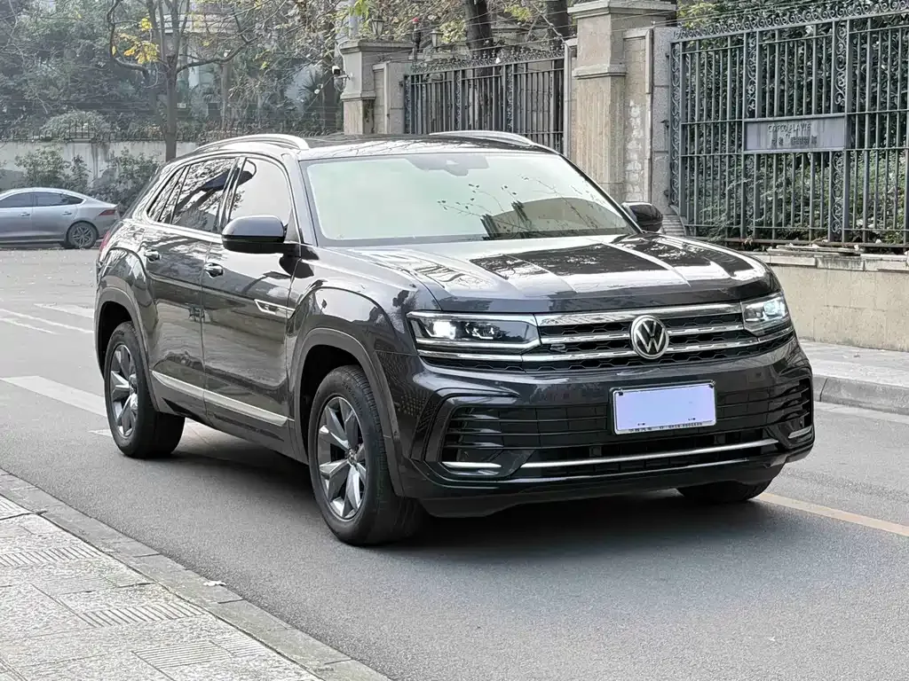 Volkswagen Teramont 2023 из CN, фото 9