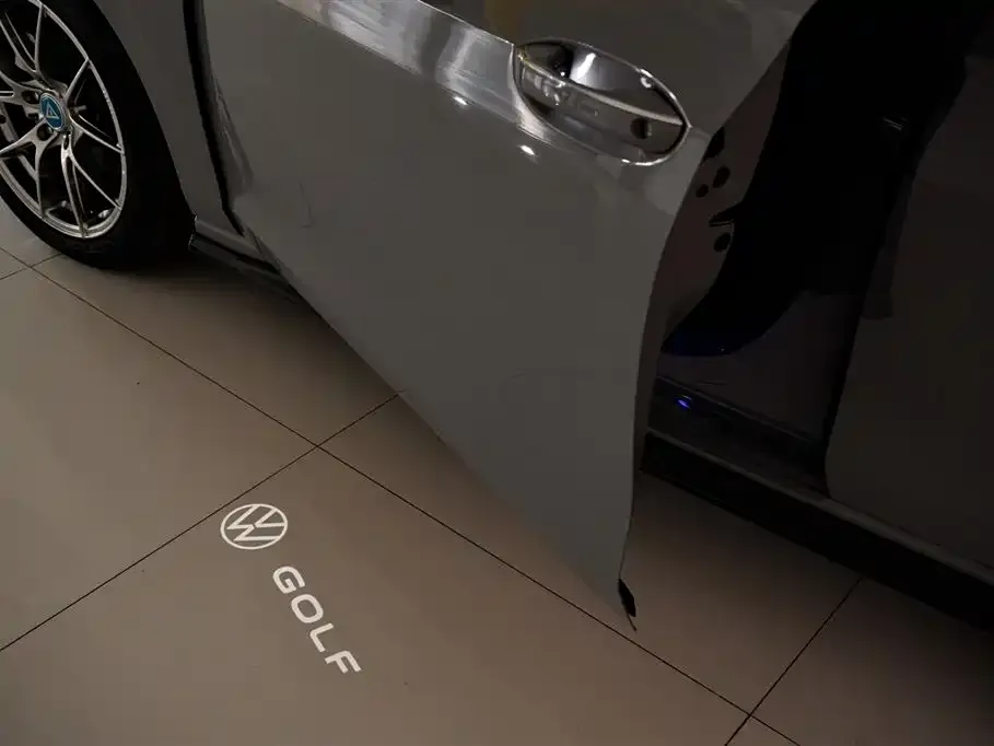 Volkswagen Golf 2024 из CN, фото 4