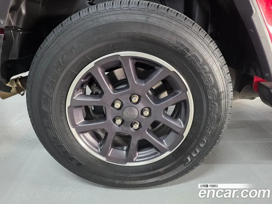Jeep Wrangler 2021 из KR, фото 4