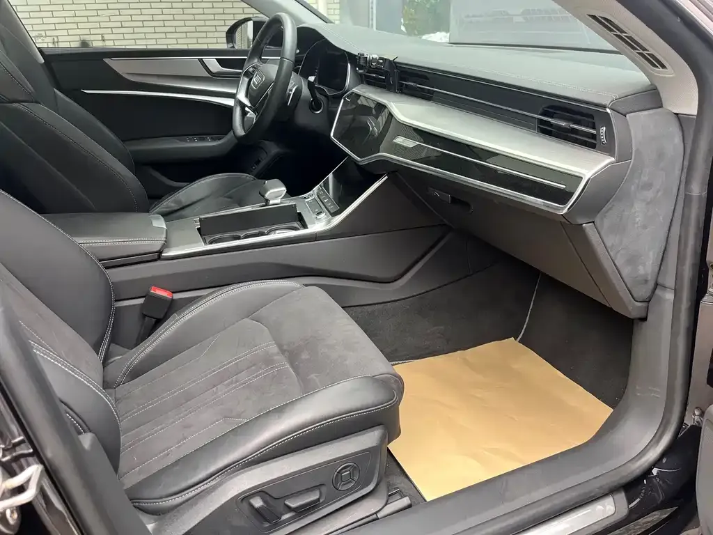 Audi A7L — фото 3