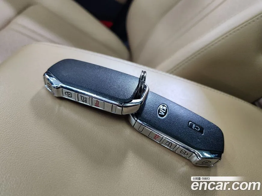Kia Sorento — фото 4