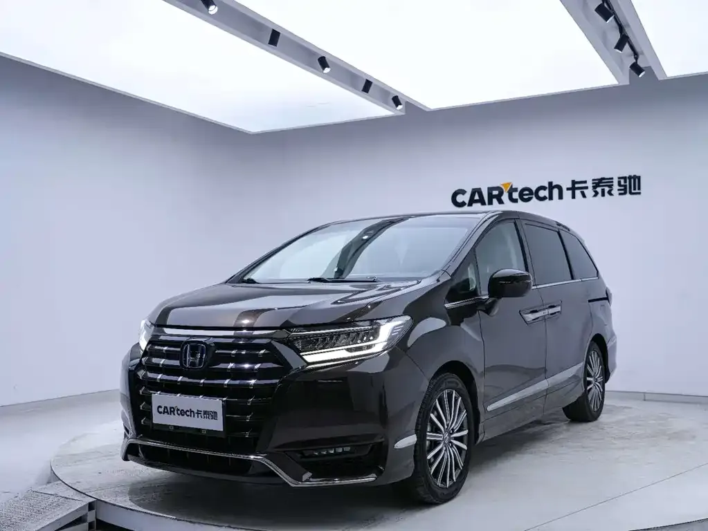 Honda Elysion 2023 из CN, фото 7