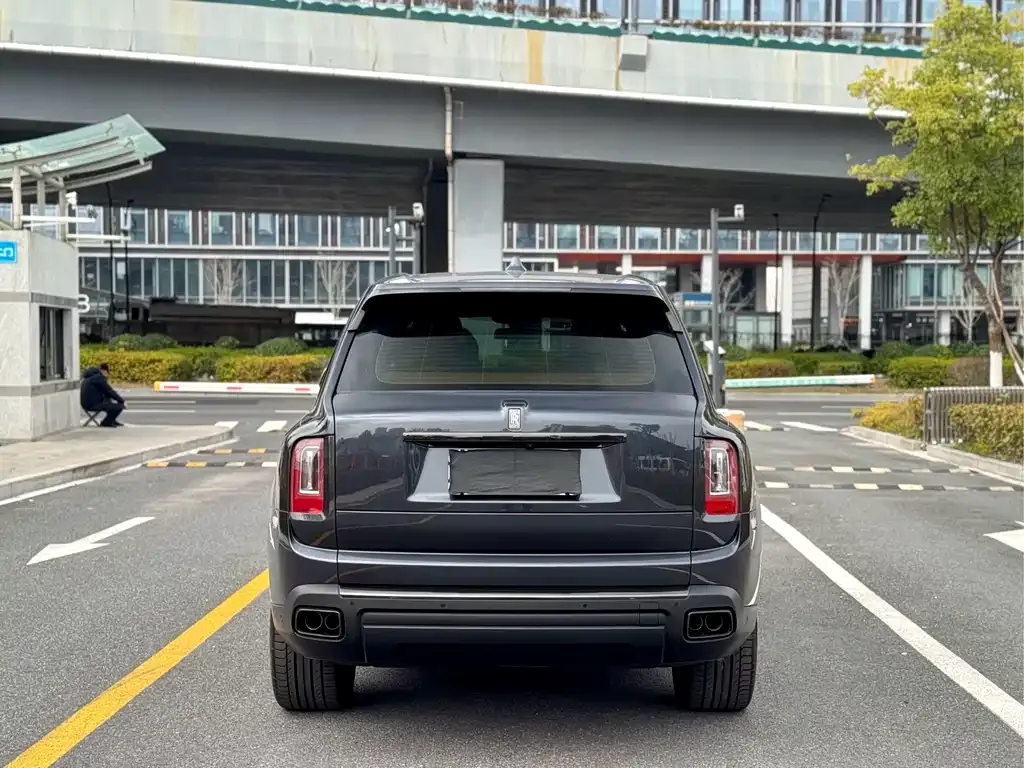 Rolls-Royce Cullinan 2021 из CN, фото 5