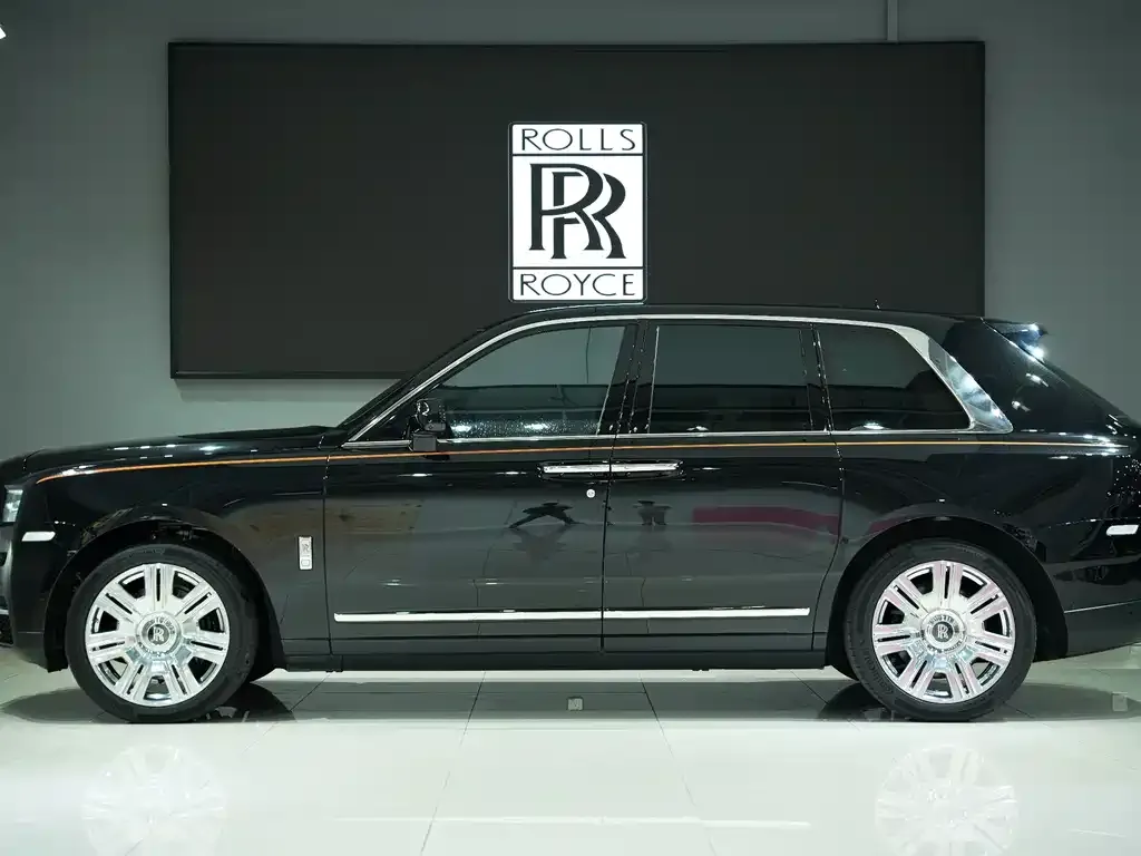 Rolls-Royce Cullinan 2023 из CN, фото 5