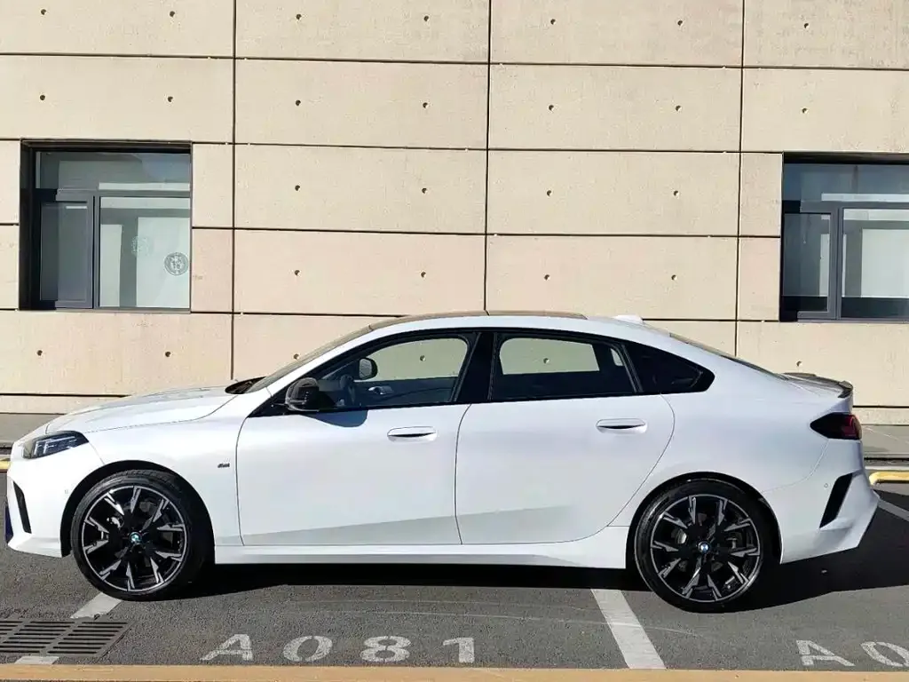 BMW 2 Series — фото 6