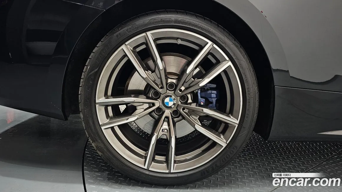 BMW 4-Series 2024 из KR, фото 8