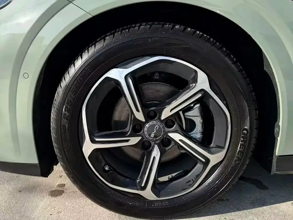 BYD Seal 06GT — фото 9