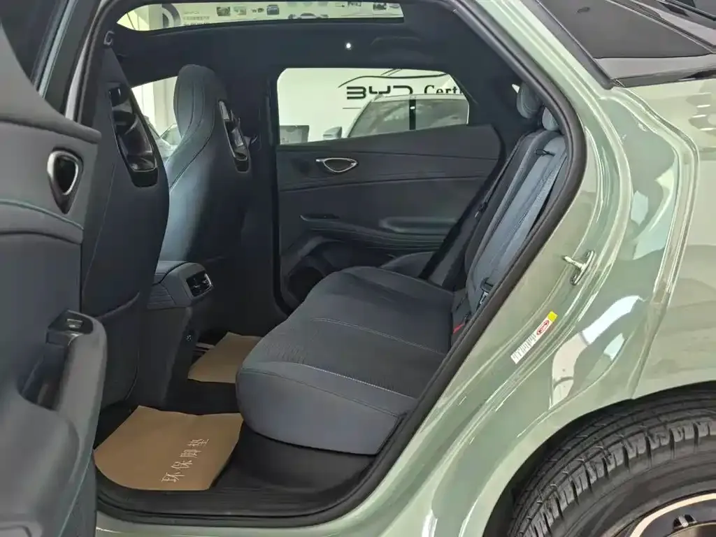 BYD Seal 06GT — фото 4