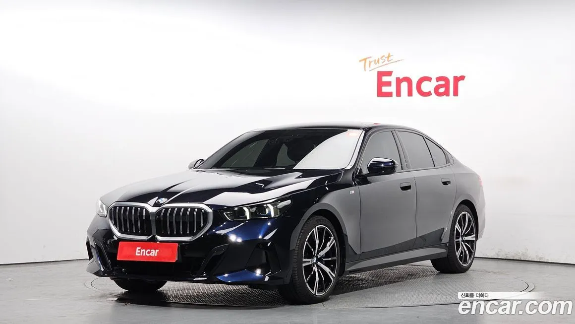 BMW 5-Series 2025 из KR, фото 1