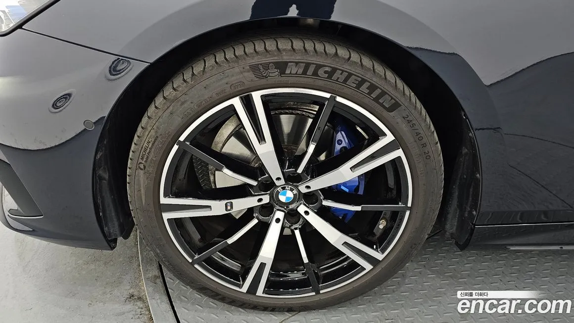 BMW 5-Series 2025 из KR, фото 7