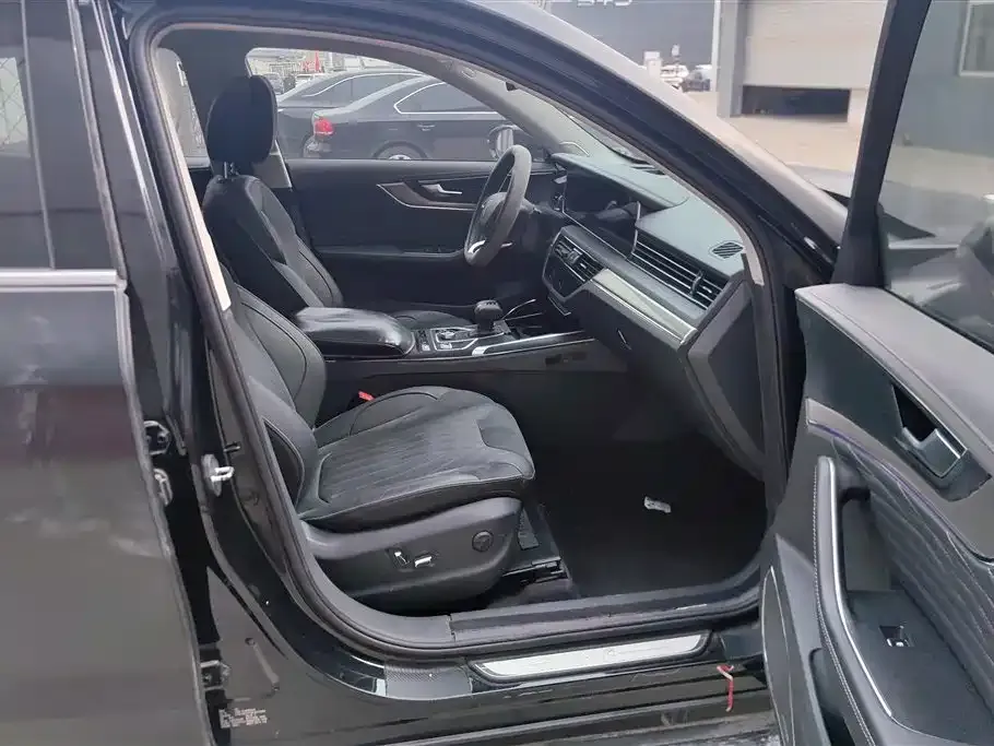 Hongqi HS5 2022 из CN, фото 10
