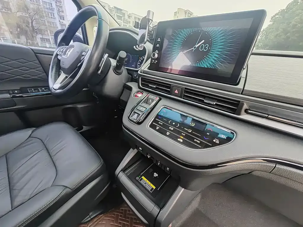 Honda Elysion 2023 из CN, фото 9