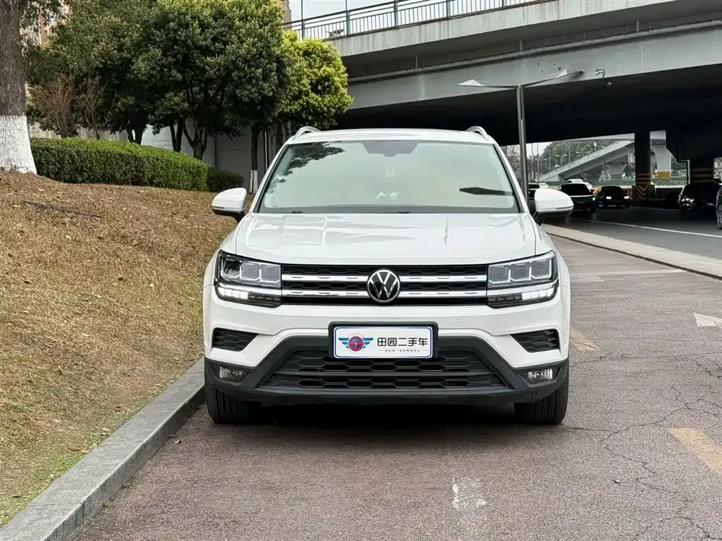 Volkswagen Tharu 2021 из CN, фото 8