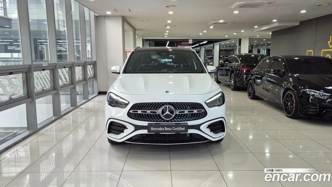 Mercedes-Benz GLA-Class — фото 7