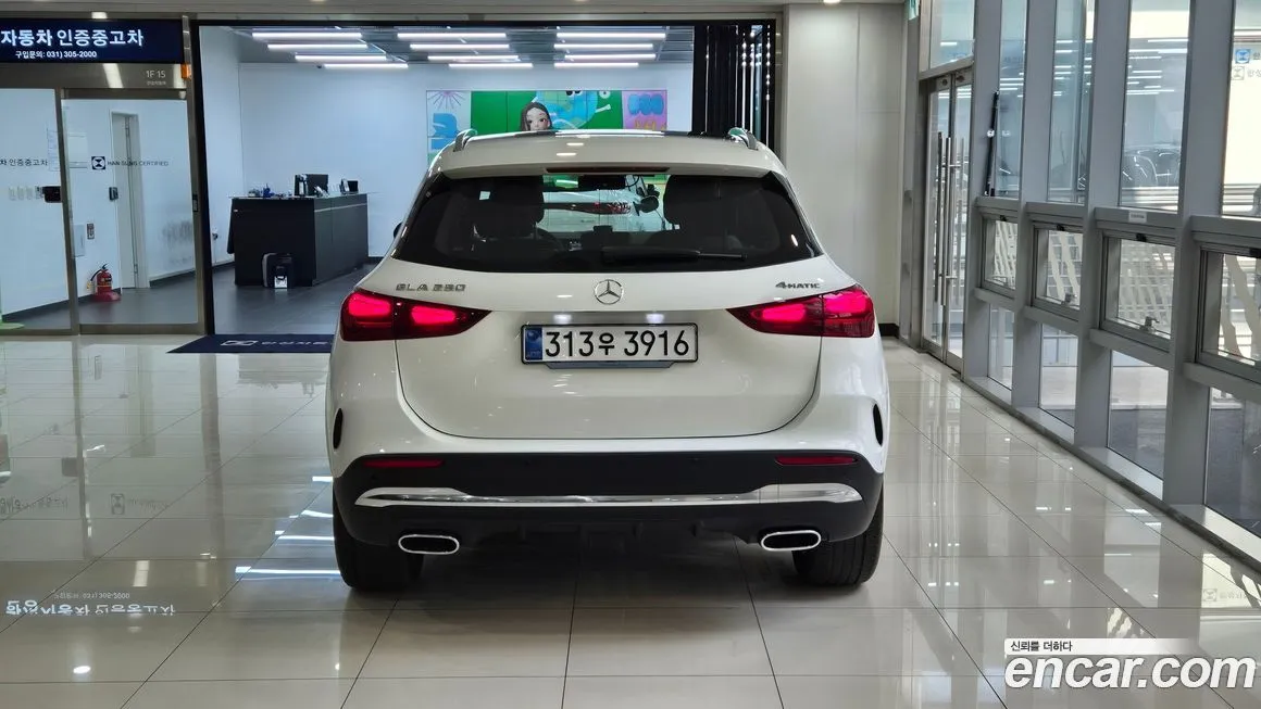 Mercedes-Benz GLA-Class — фото 8
