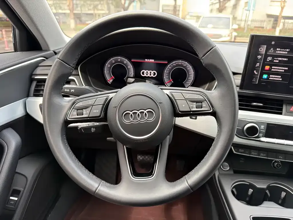 Audi A4L 2025 из CN, фото 6