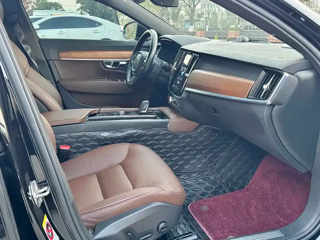 Volvo S90 2021 из CN, фото 2