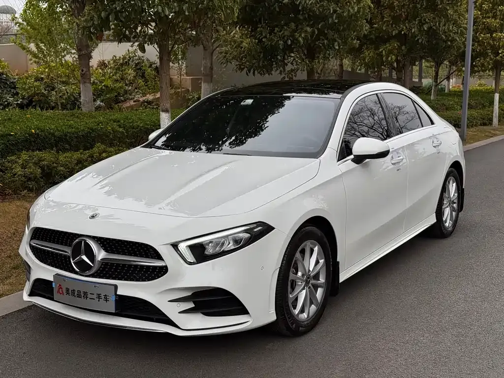 Mercedes-Benz A-Class — фото 1
