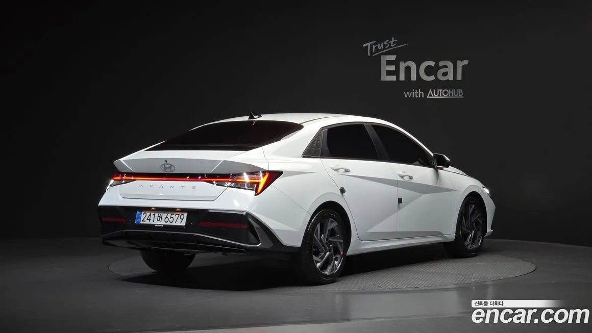 Hyundai AVANTE — фото 2